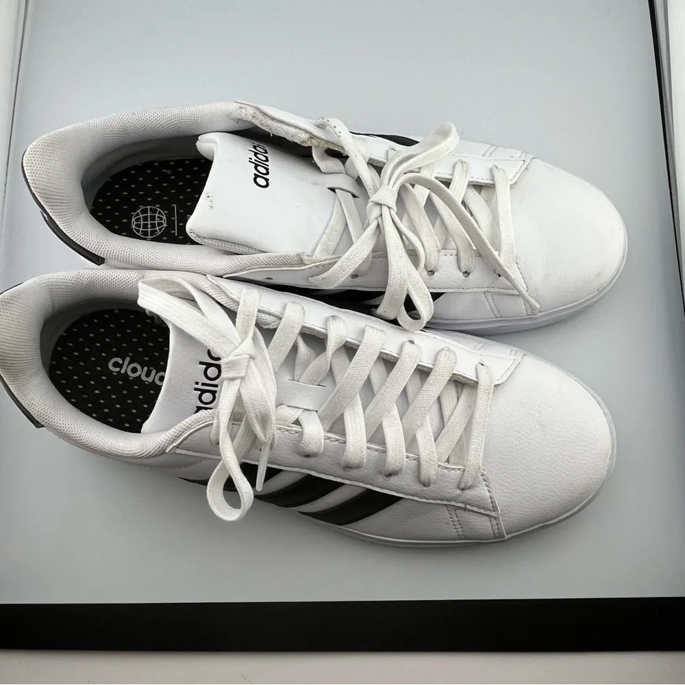 Adidas Grand Court 2022 Classic White Leather Sneakers Black Stripes Mens 8